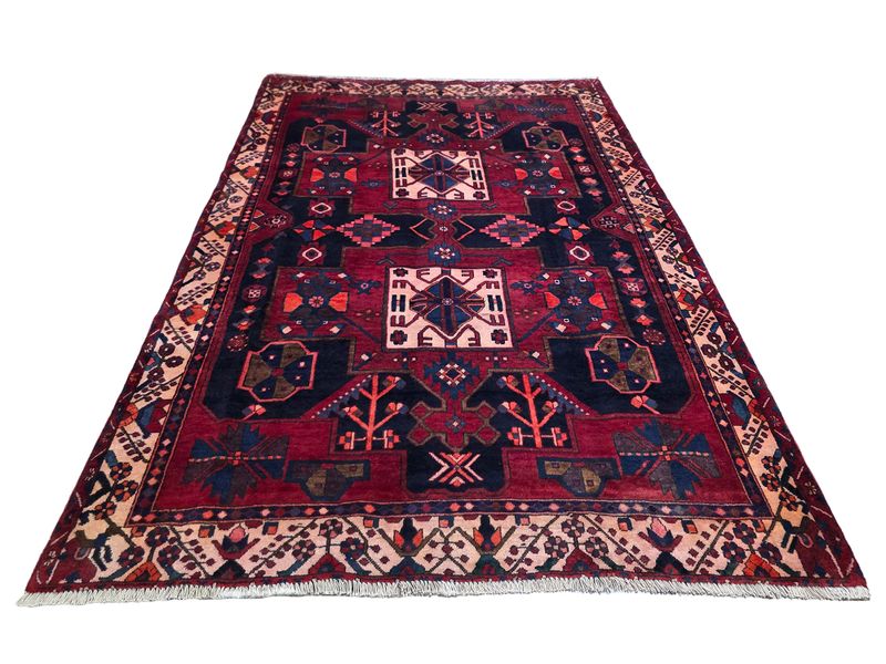 Carpetly - Incredible Thick Persian Hamadan Carpet - 310 x 204 CM