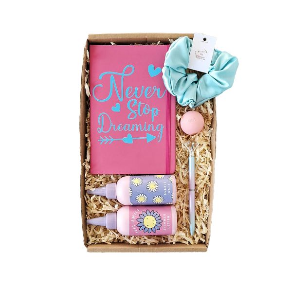 Girls Never Stop Dreaming Gift Set