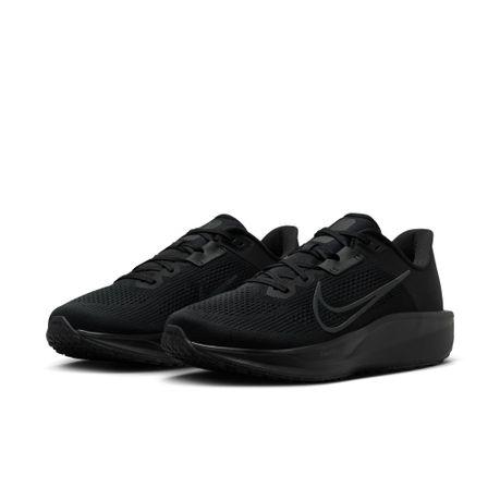 Nike Men s Quest 6 Road Running Shoes