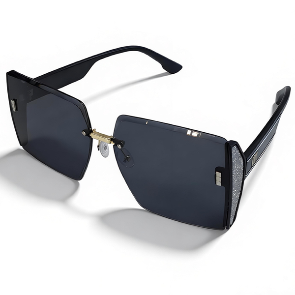 Women's Black Retro Square Sunglasses - Gradient Fashion Eyewear