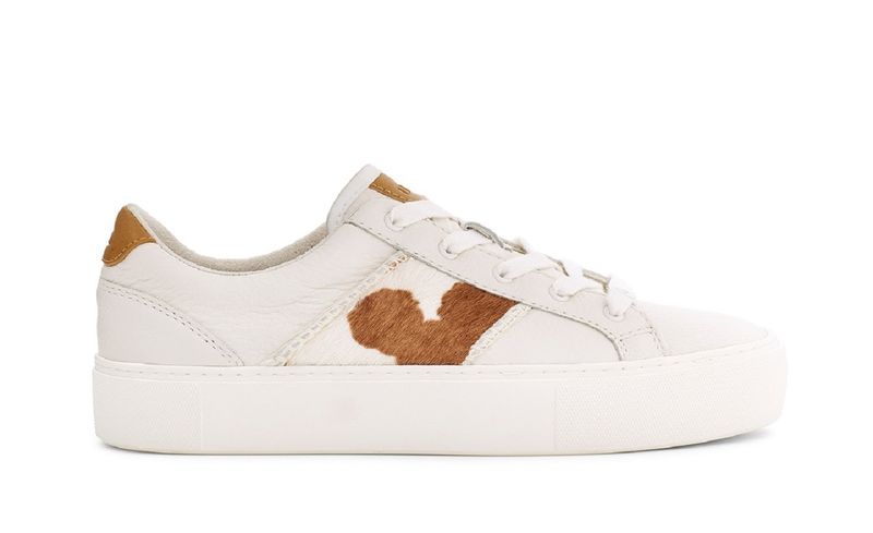 UGG Dinale Cow Coconut Milk Leather