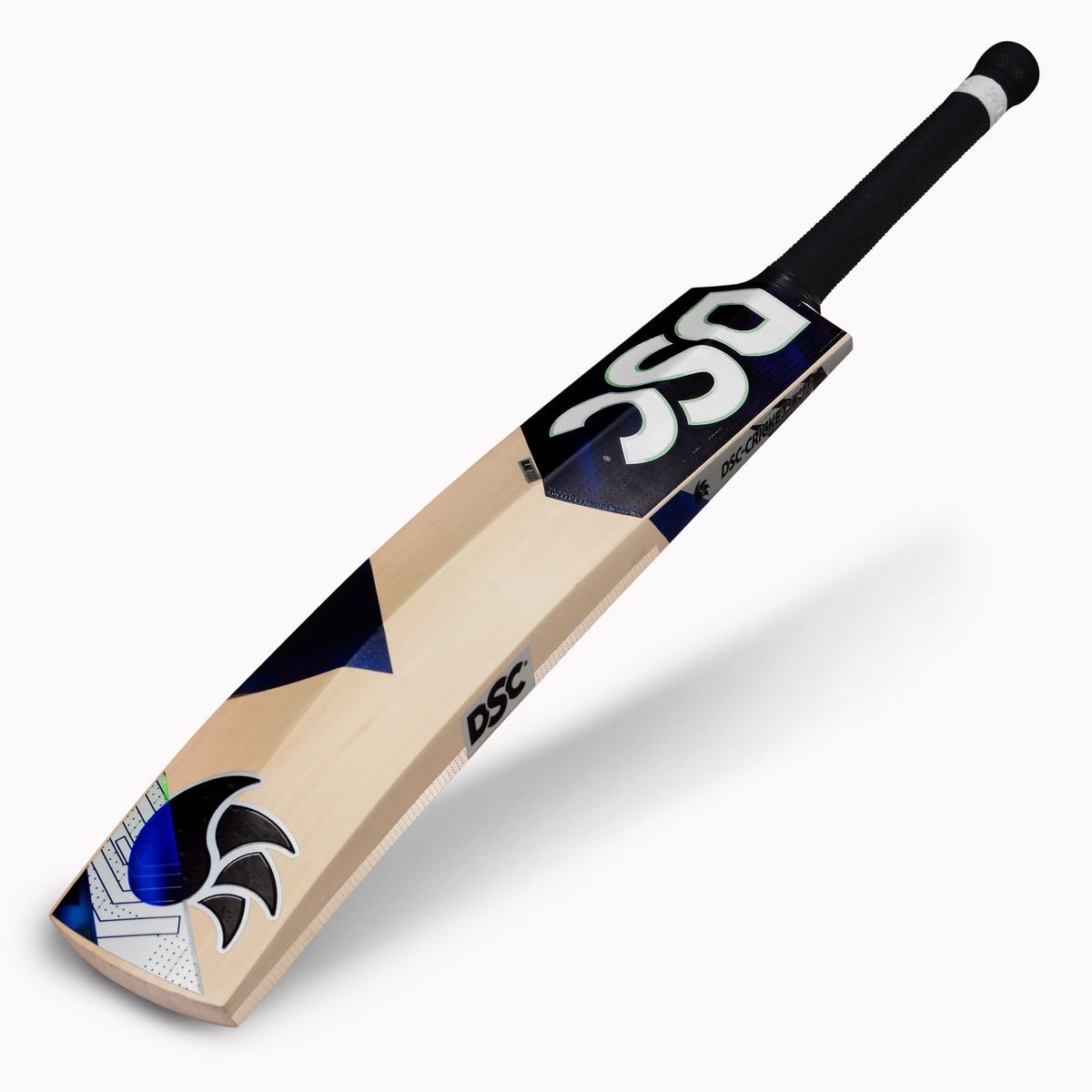 DSC Cricket Bat - Blak 7000