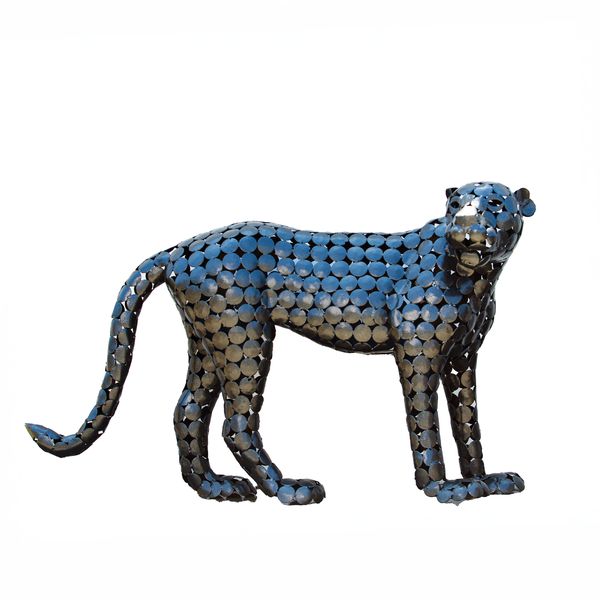 The Silent Hunter - A Mesmerizing Metal Cheetah Sculpture