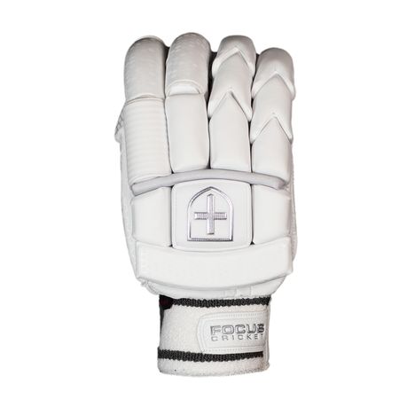 Focus cricket sales gloves