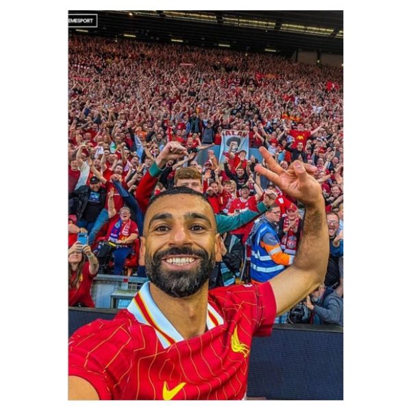 Mo Salah Iconic Selfie Poster - A1