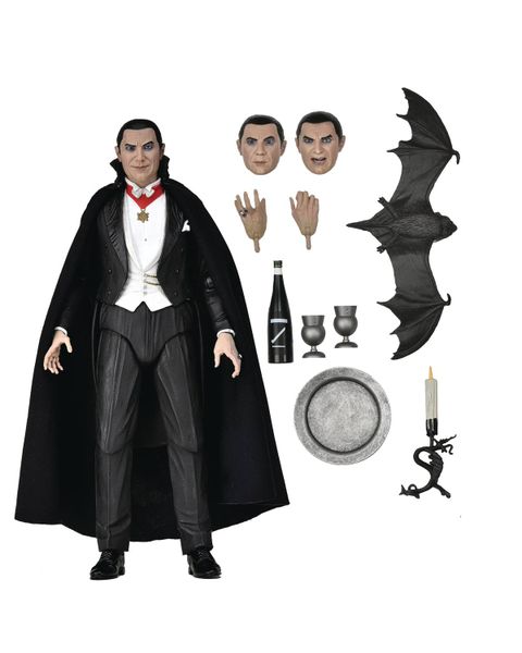 Universal Monsters Dracula Transylvania ULT 7IN Figure