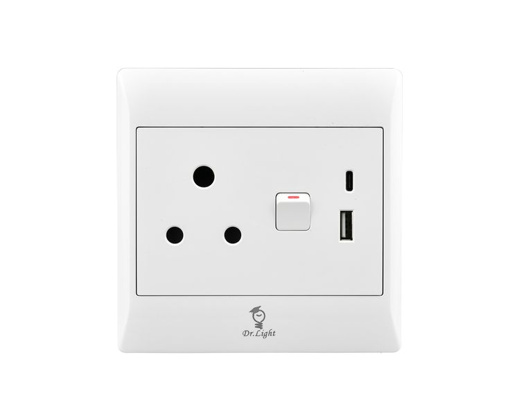 DrLight White Wall Socket With USB And Type c Slots(4X4) -16A 250V