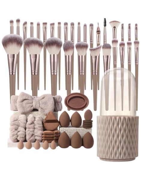 24 Piece Set With 30 Makeup Brushes &amp; Storage Bucket - Champagne Gold