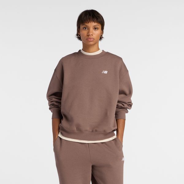 New Balance Women's Brushed Fleece Crew - Brown