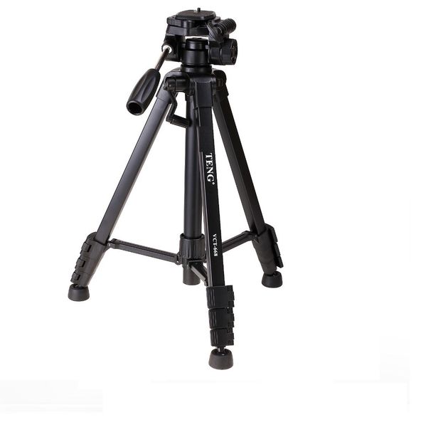 Camera Tripod Compatible with DSLR Camera Comes With Carry Bag For Travel vct-668