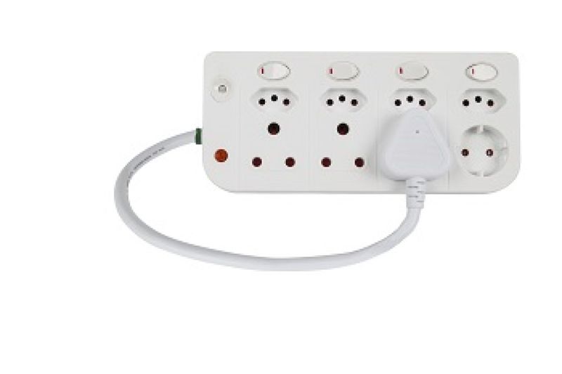 Electricmate 8Way Individual Switch Multi Plug