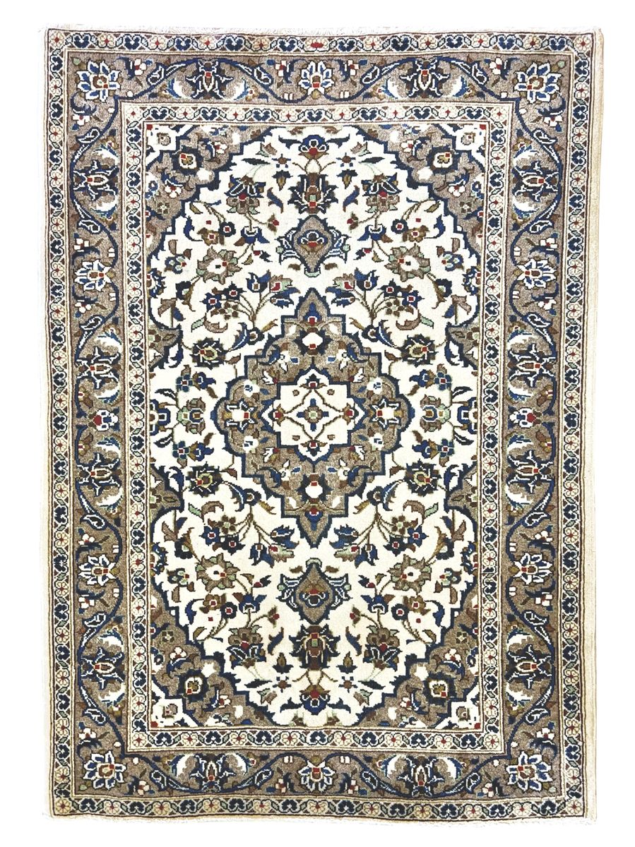 Flying Persian Carpets Rug/Carpet original Persian Varamin carpet