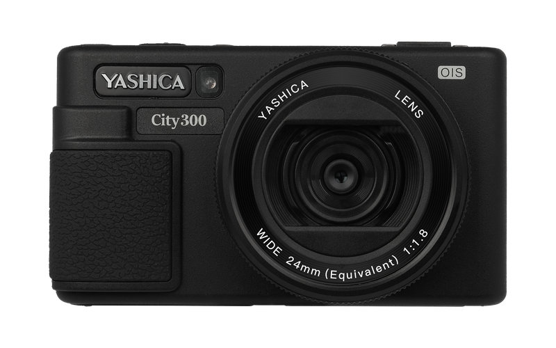 Yashica City 300 With Quickflash Camera Flashlight