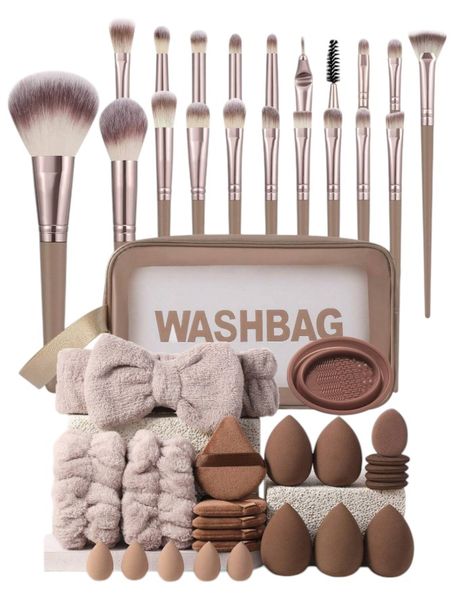 24 Piece Set With 20 Makeup Brushes &amp; Medium Single Bag - Champagne Coffee