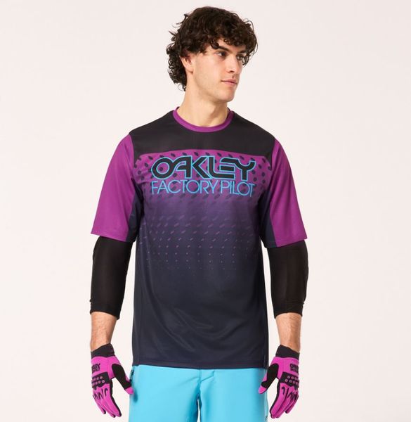 Oakley Men's Seeker Gradient Short Sleeve Mountain Bike Cycling Jersey