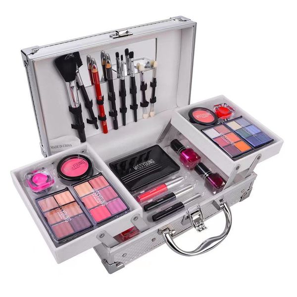 Magic Colour Make-Up Kit &amp; Stylish Aluminium Carry Case-silver