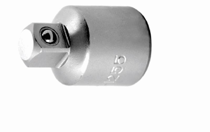 Kendo Adapter - 3/8 Inch Female to 1/2 Inch Male