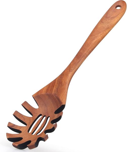 Wooden Pasta Fork with Triple Slot Design and Serrated Edges