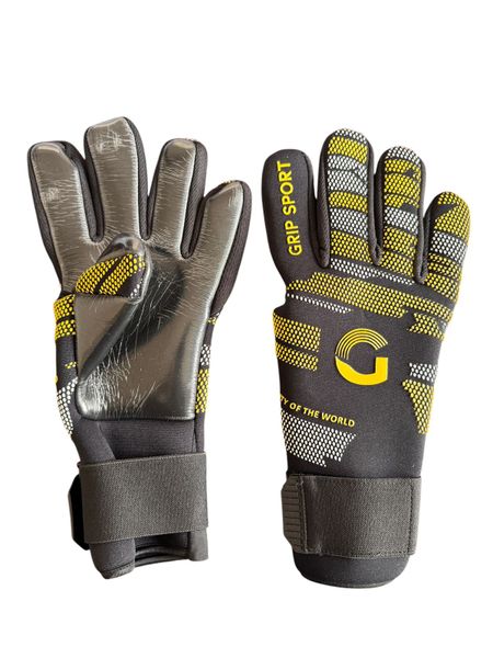 Grip Sport - Goalkeeper Gloves - Senior Sizes 8-11 - S-XL - Black