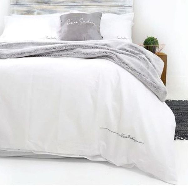 Pierre Cardin Hotel Edition - Lily