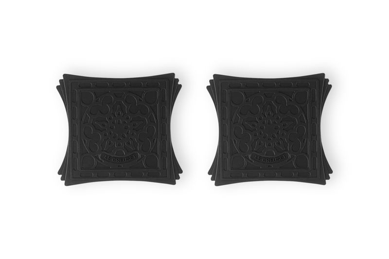 Le Creuset Set of 2 Silicone Magnetic Trivets - Black