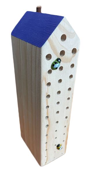 Bee Hotel 20cm
