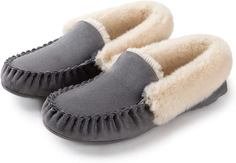 RockDove Women's Faux Shearling Lined Slipper