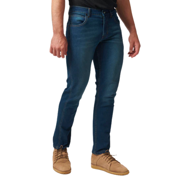 Wrangler - Men's Greensboro Jean in Holston Blue