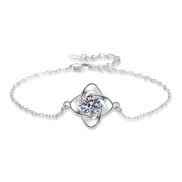925 Sterling Silver Bracelet Lucky Four - Leaf Clover 1ct Moissanite