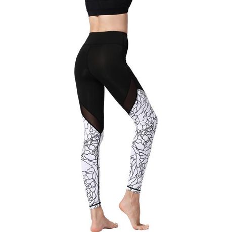 ladies black yoga pants