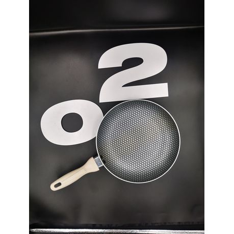 O2 24cm Honeycomb Non-Stick Frying Pan - Goldenmarc