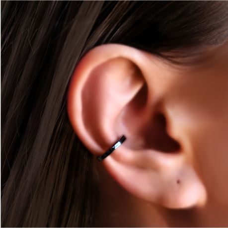 Wrap around hot sale cartilage piercing