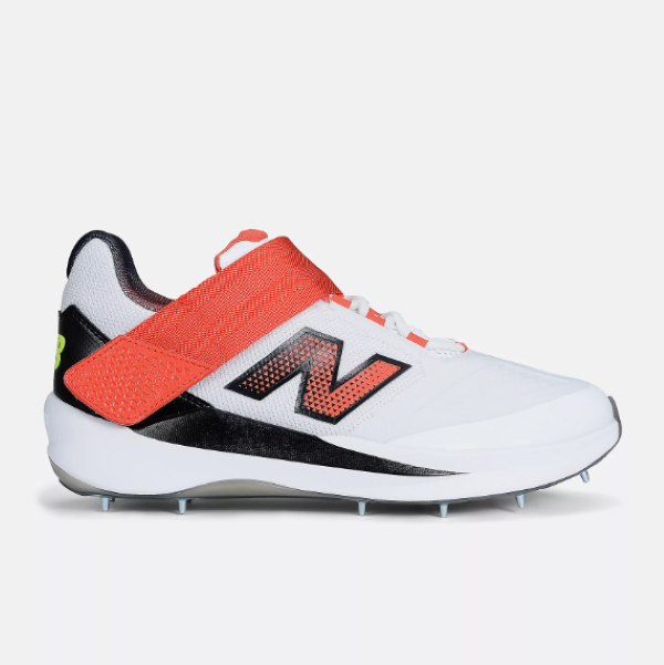 New Balance Men's FuelCell CK4040v7 Spiked Cricket Shoes - White/Neo Flame