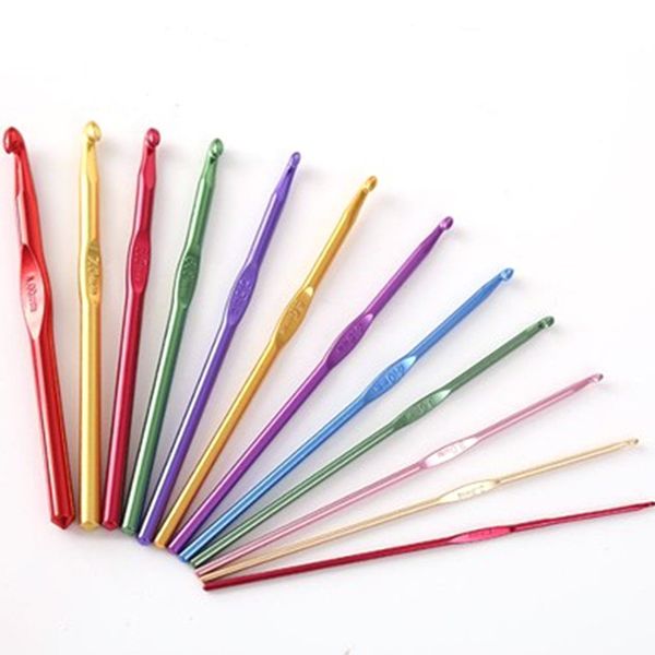 12-Piece Multicolour Aluminium Crochet Hooks - Lightweight Crochet Needles