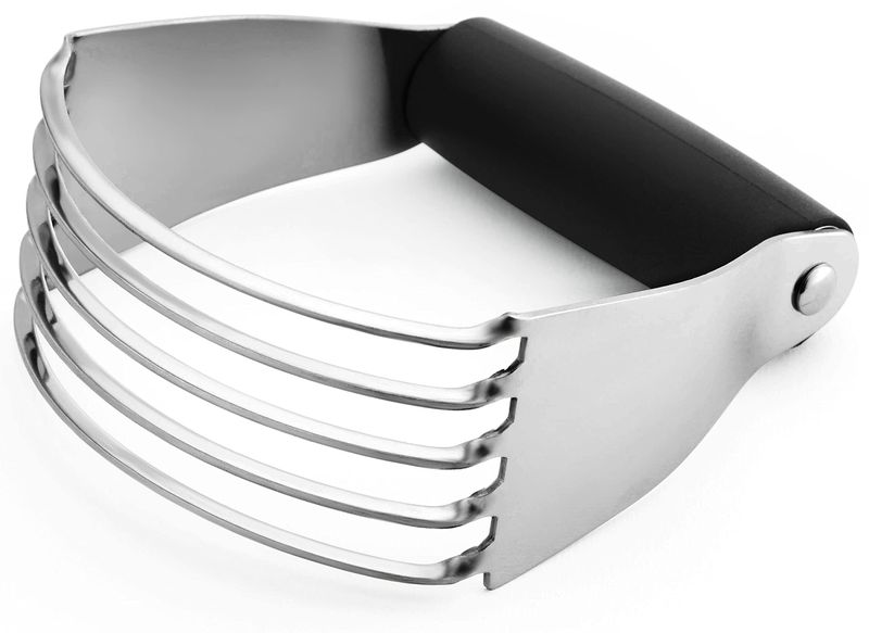 Medium Size Stainless Steel Dough Blender: Pro Pastry Cutter