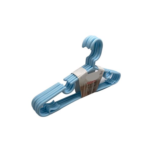 5 Piece Of Plastic Hangers YD434911