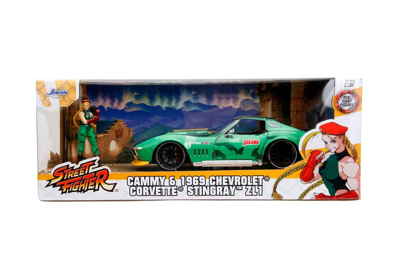 Jada Streetfighter 1969 Chevrolet Corvette Stingray 1:24 with figure
