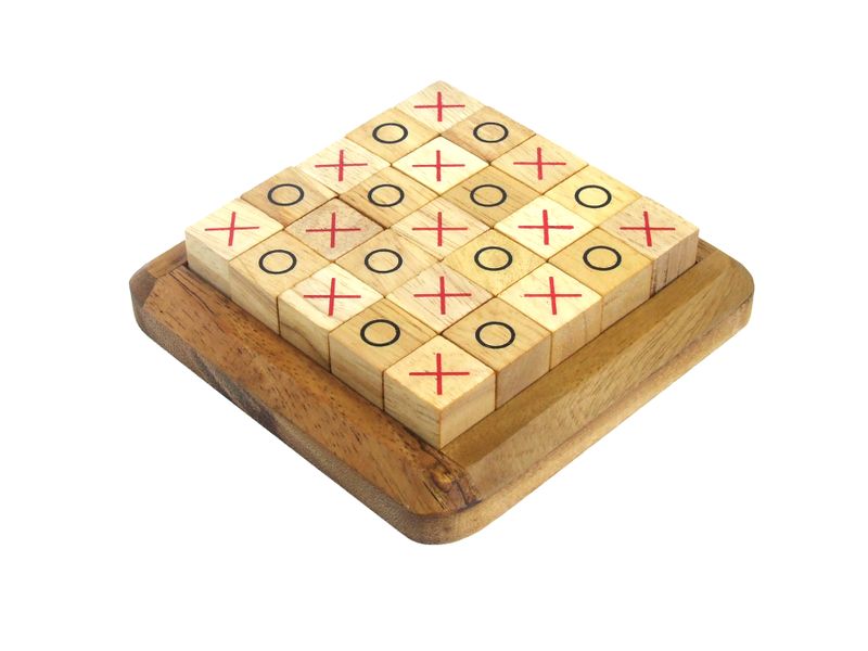 XOXO - Tic Tac Toe, Noughts and Crosses, Xs &amp; Os Wooden Board Game (5x5)