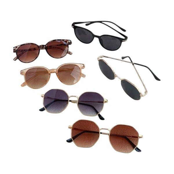 6 Piece - Assorted Vintage Sunglasses Set - Multicolor