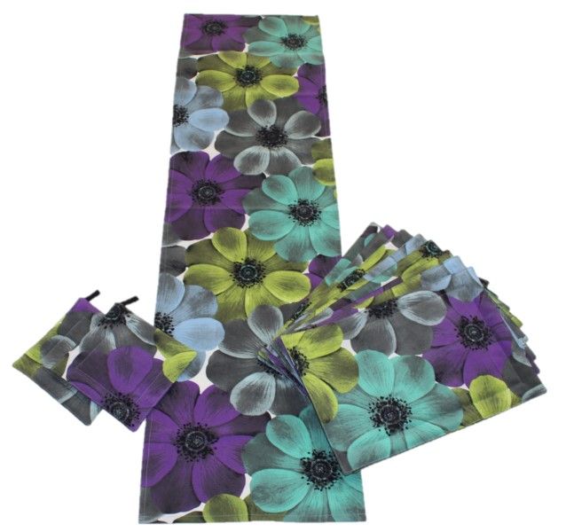 Table Linen Set - Including Placemats, Table Runner and Oven Mitts - Flower