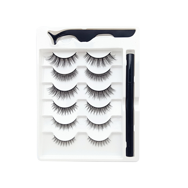 A set of natural thickening short blended false eyelashes