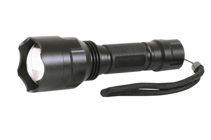 Rechargeable Spot to Flood Torch