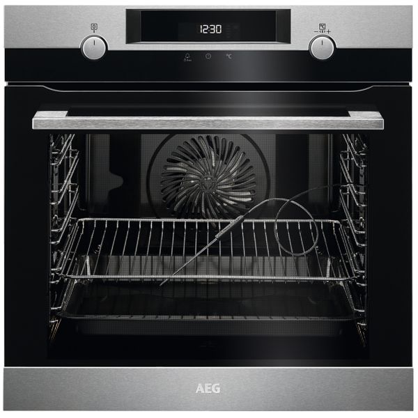 AEG 60cm 6000 Series built-in single oven with 77L capacity