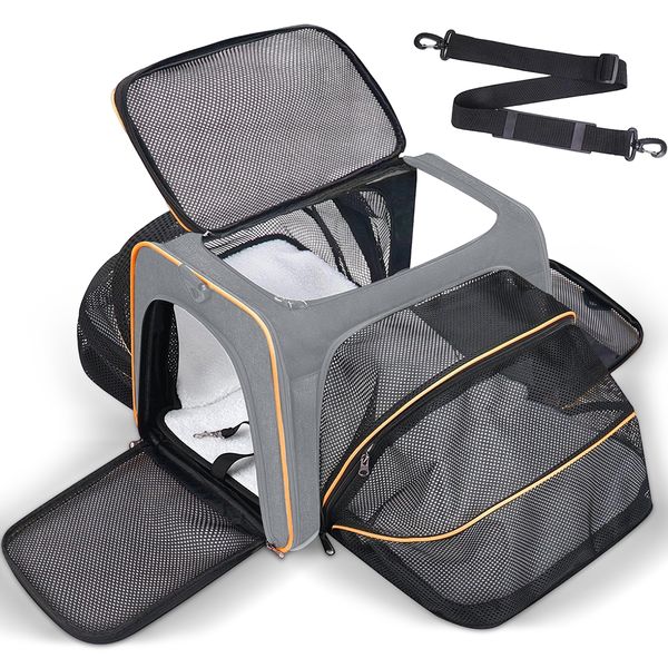 Expandable Soft-Sided Pet Carrier with Removable Fleece Pad and Pockets