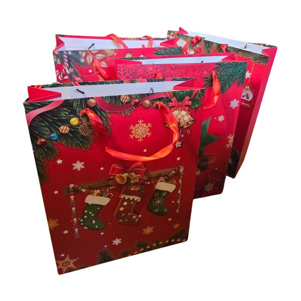 Value Pack of 4 Gift Bags - 2 Dimensional Classic Christmas with Glitter