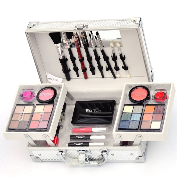 Magic Colour Make-Up Kit &amp; Stylish Aluminium Carry Case-silver