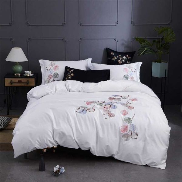 Miss Lyn Ann Embroidered Duvet Covers in White