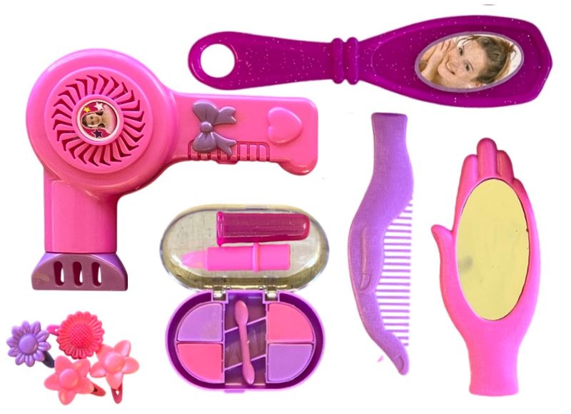 Lights, Camera, Glamour!