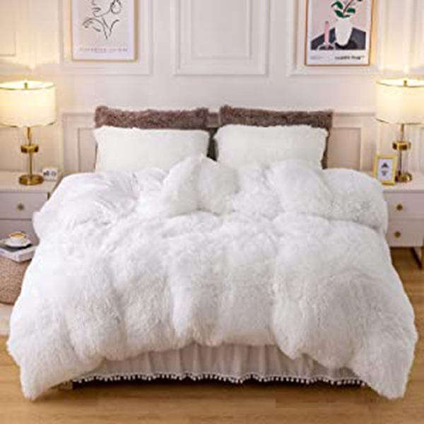 3 Piece Fluffy Comforter Set