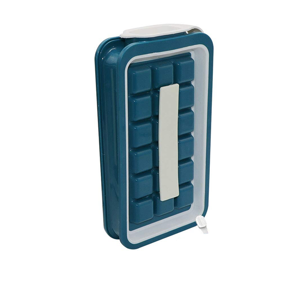 No-Spill Portable Ice Maker